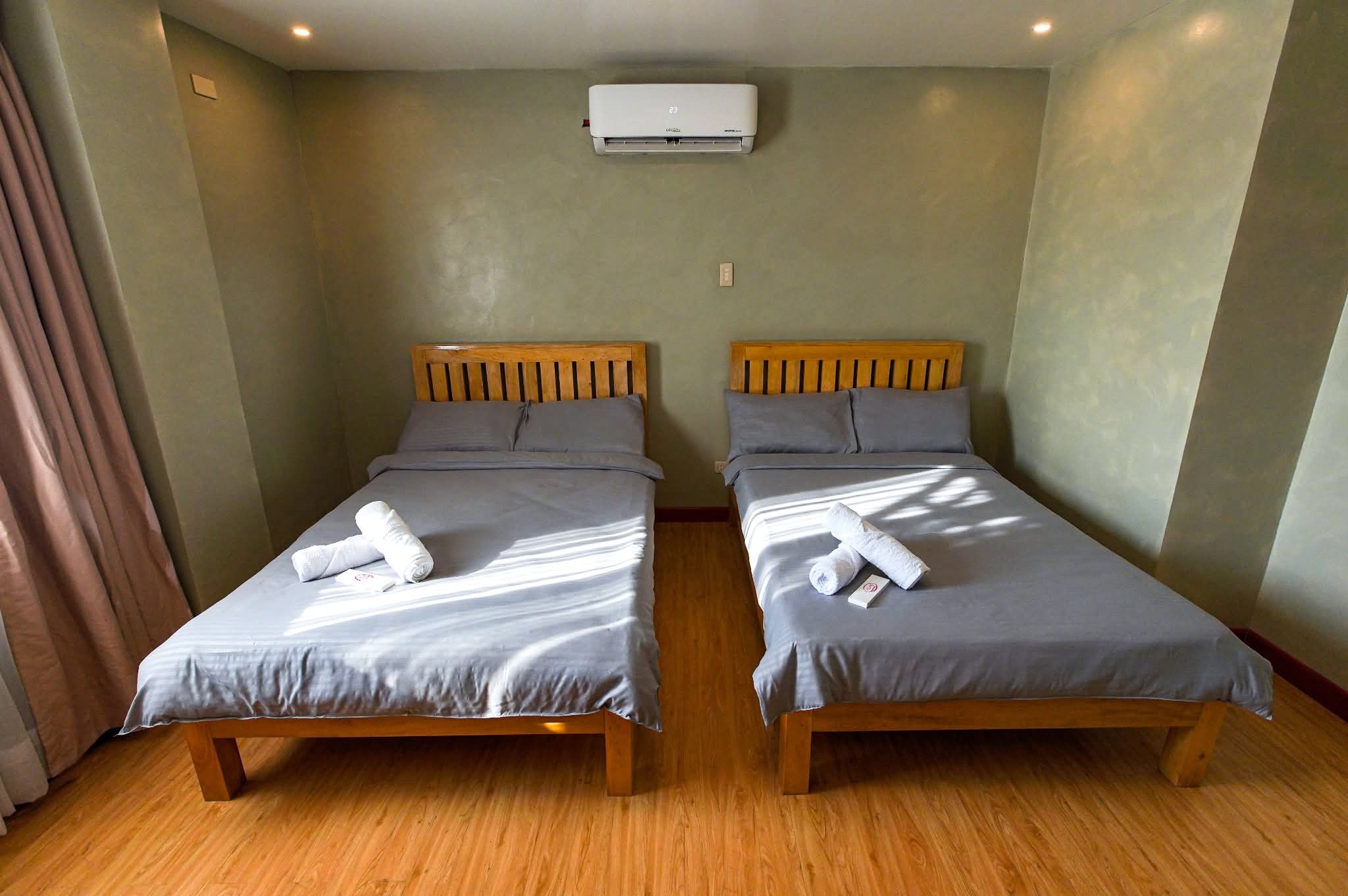 Family Deluxe Room - Image 1