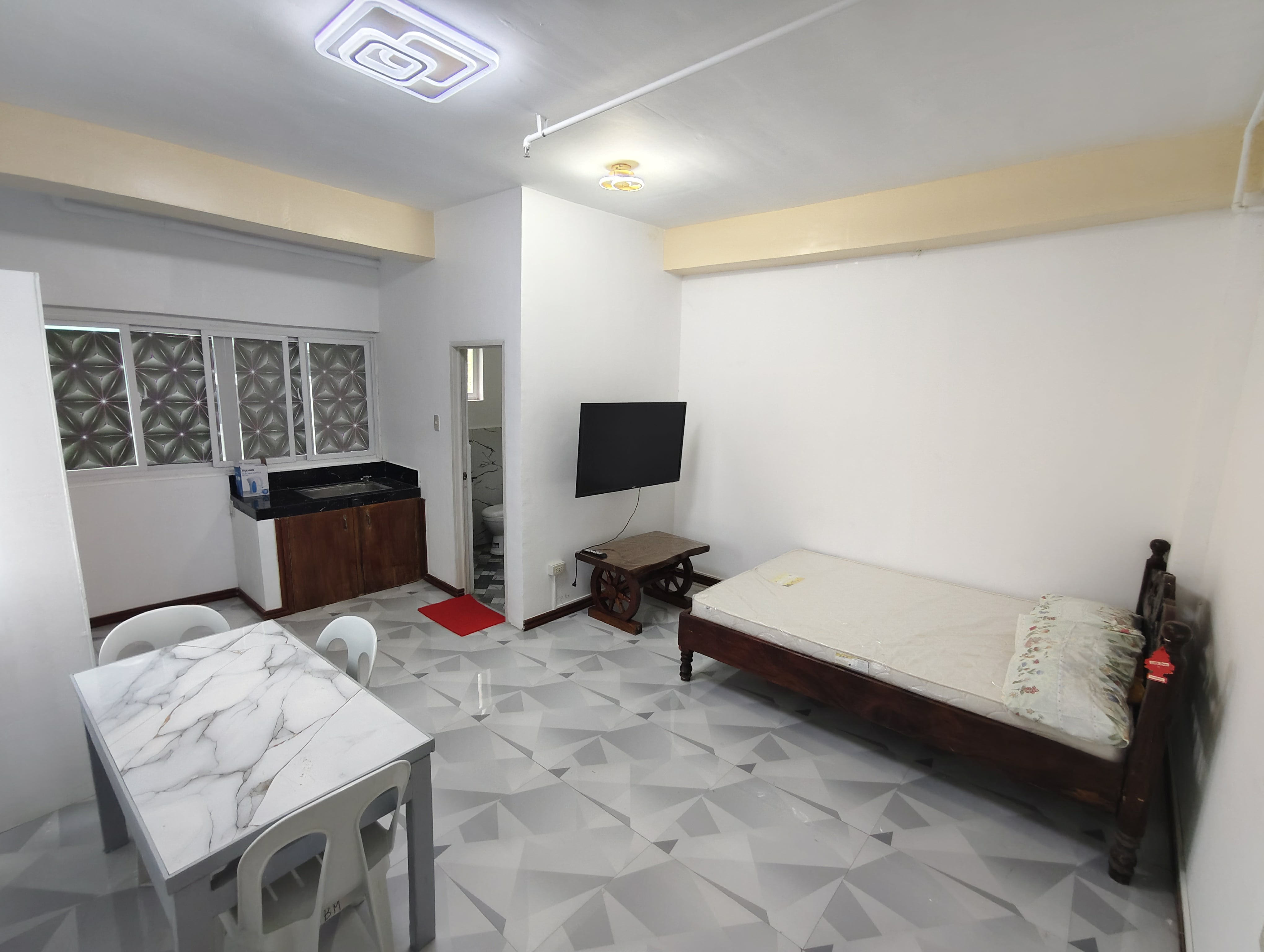 deluxe room - Image 2